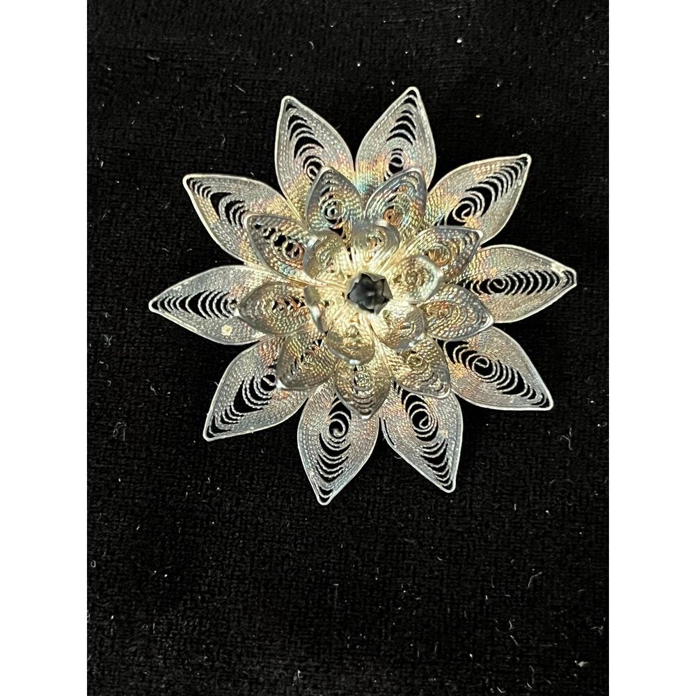 Antique 900 Silver Filigree Flower Brooch 1711